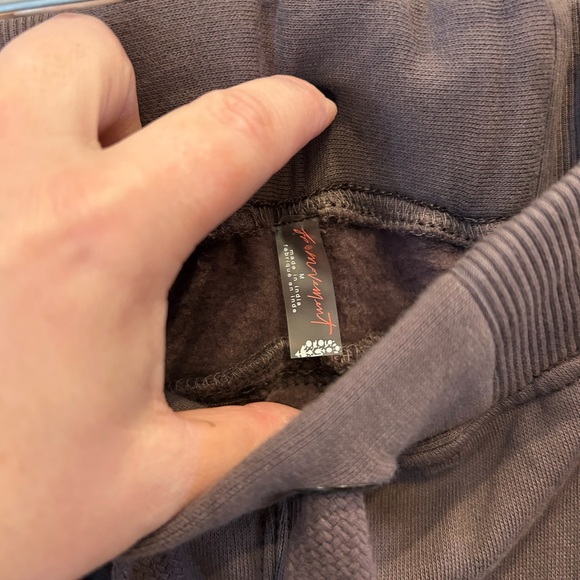 NWT πFP Free People Movement Snow Flow Joggers - Driftwood Combo Taupe - size M - Picture 12 of 12